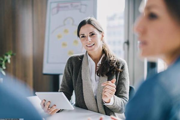 女生练臂力的体育项目(图1)